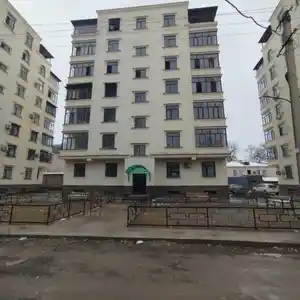 2-комн. квартира, 7 этаж, 47 м², Бозори Фаровон