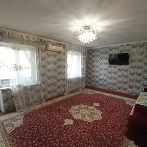 2-комн. квартира, 2 этаж, 58м², Универмаг