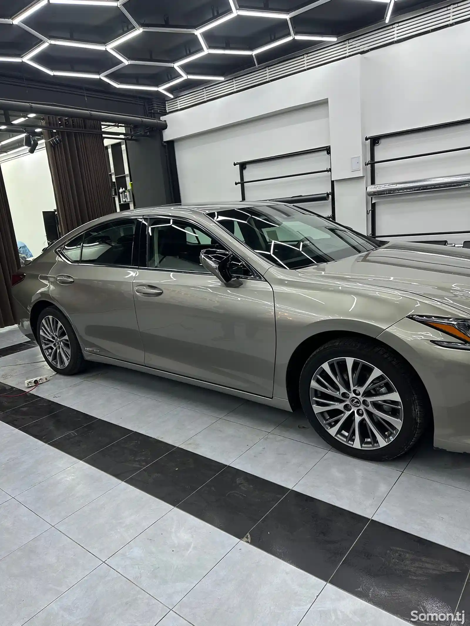 Lexus ES series, 2021-6