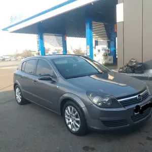 Opel Astra H, 2004