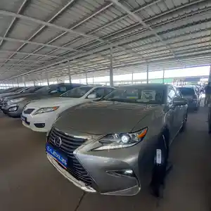 Lexus ES series, 2016