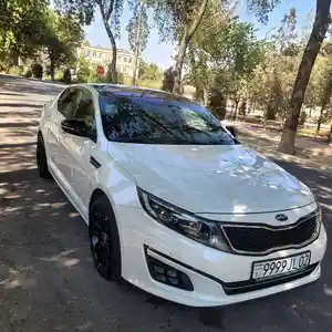 Kia K5, 2014