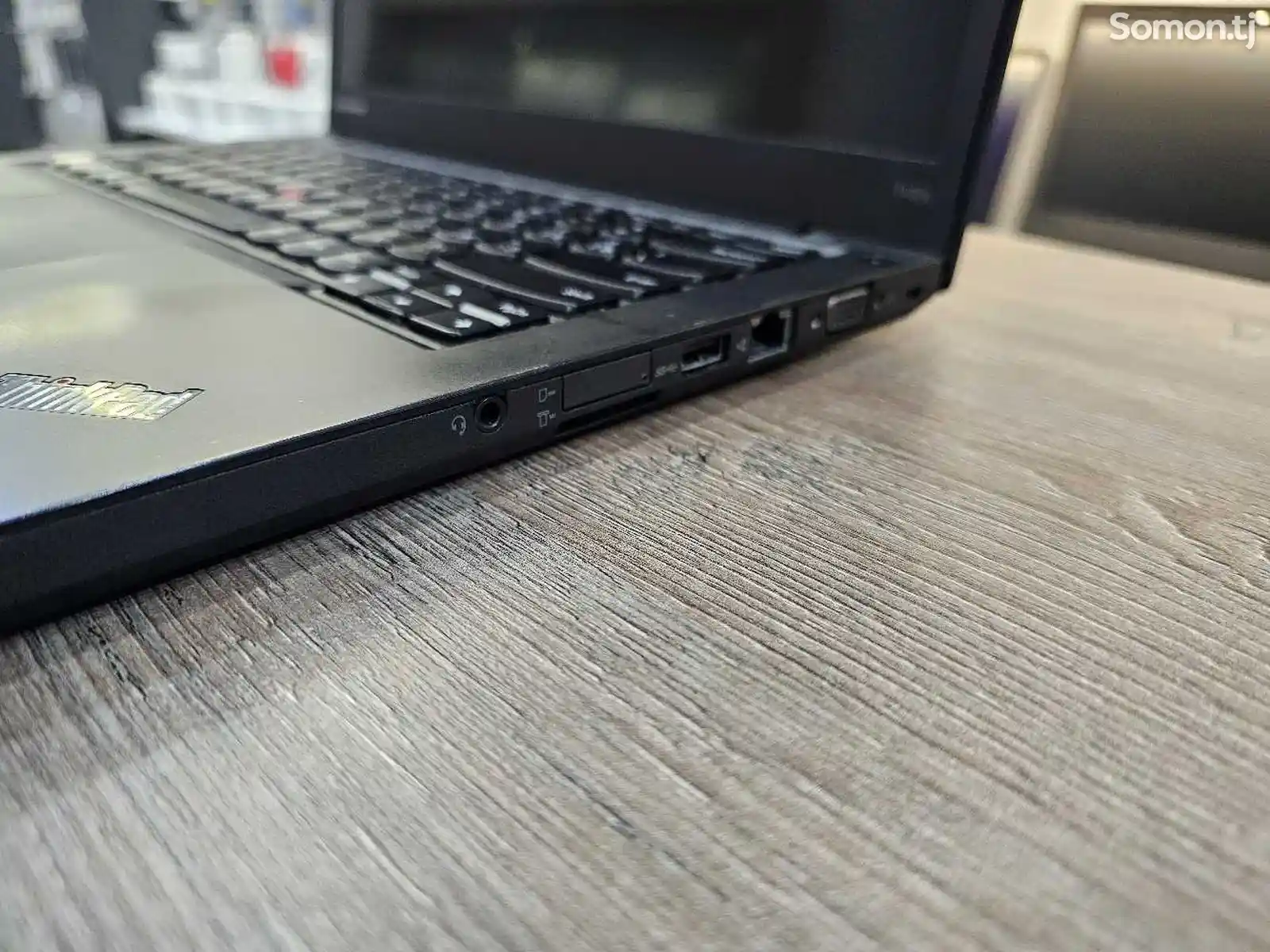 Ноутбук Lenovo Core i5-4300U / 8GB / SSD 240GB-6