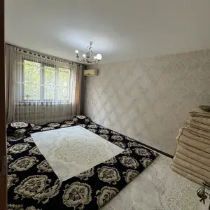 3-комн. квартира, 4 этаж, 65 м², 101 мкр