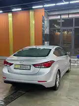 Hyundai Elantra, 2015-3