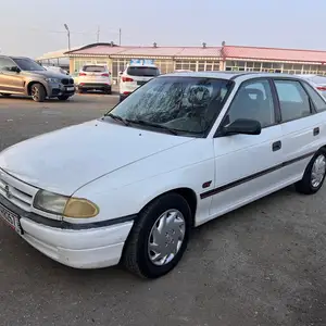 Opel Astra F, 1992