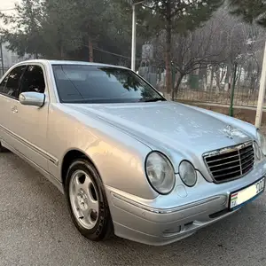 Mercedes-Benz E class, 2001