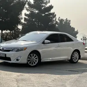 Toyota Camry, 2012