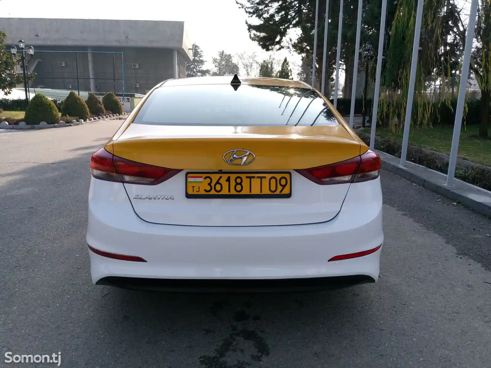 Hyundai Elantra, 2018-10