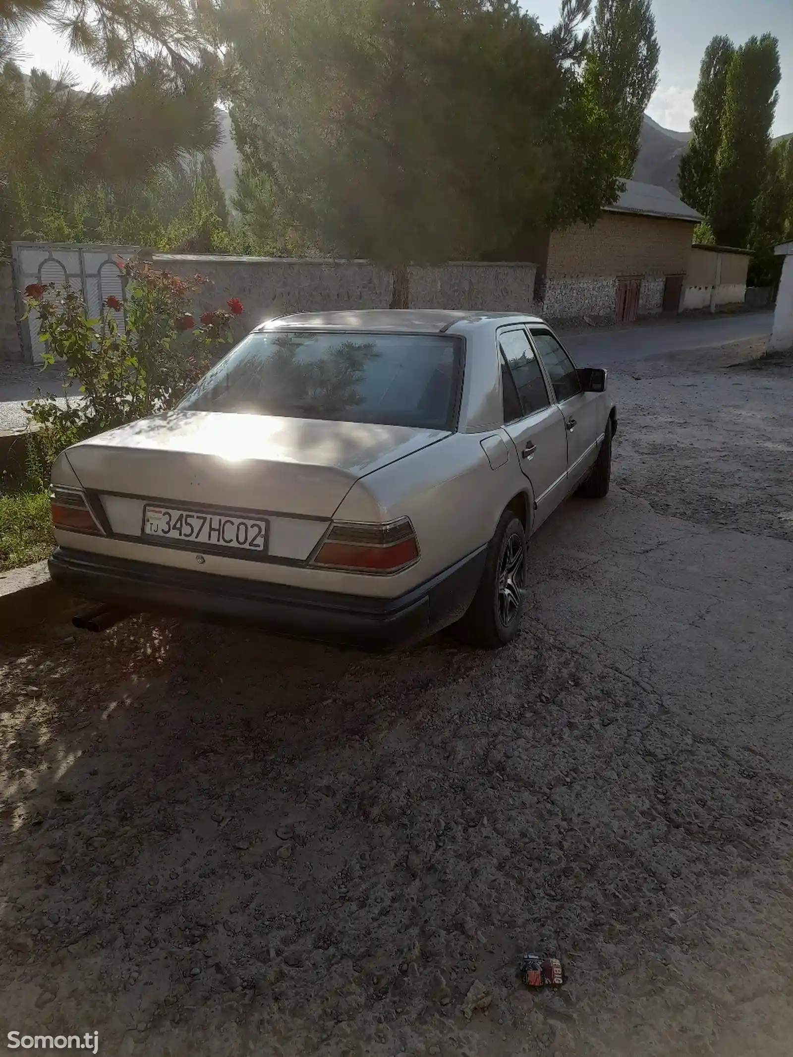 Mercedes-Benz W124, 1989-4