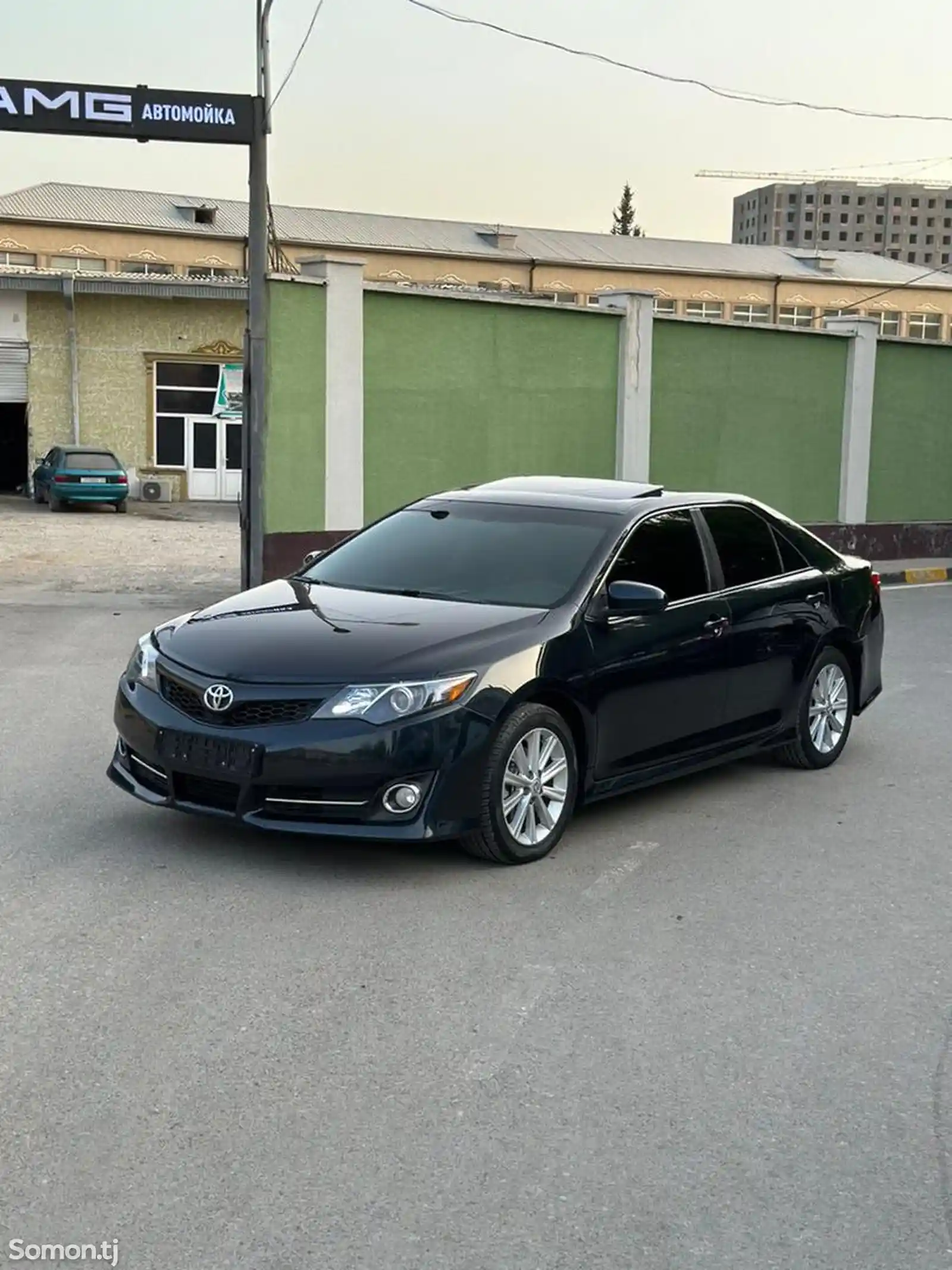 Toyota Camry, 2012-1