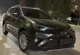 Toyota RAV 4, 2017-4