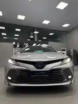 Toyota Camry, 2017-3