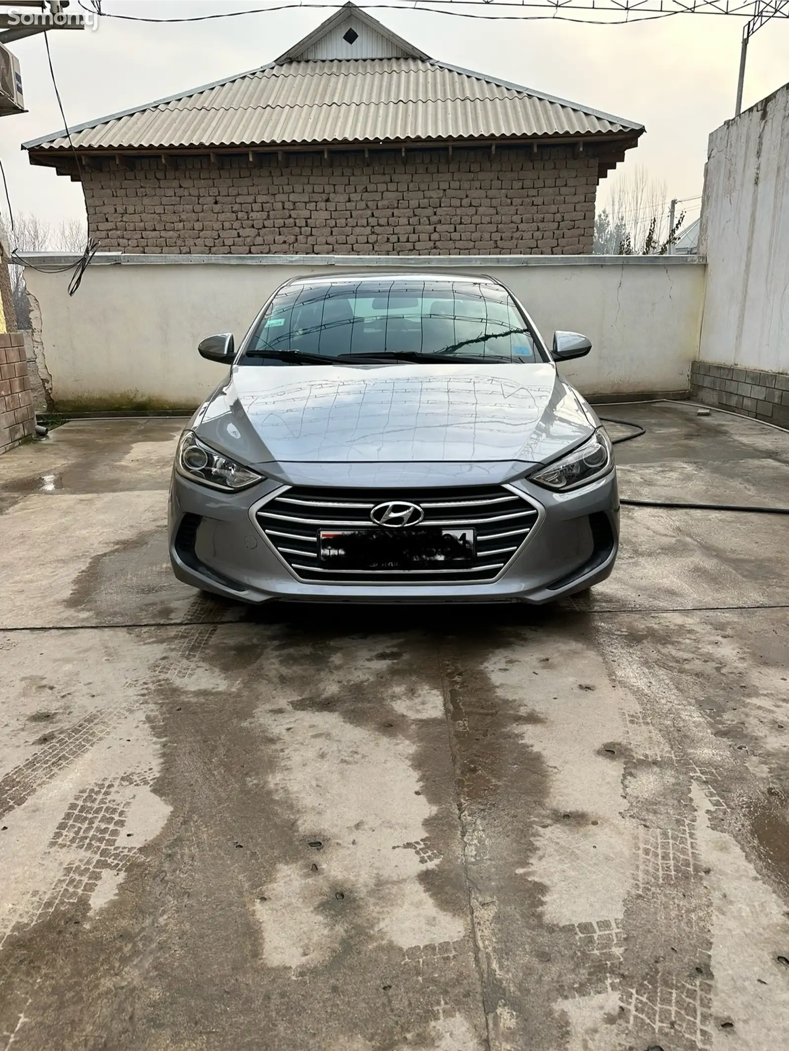 Hyundai Elantra, 2017-1