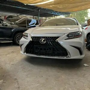 Lexus ES series, 2016