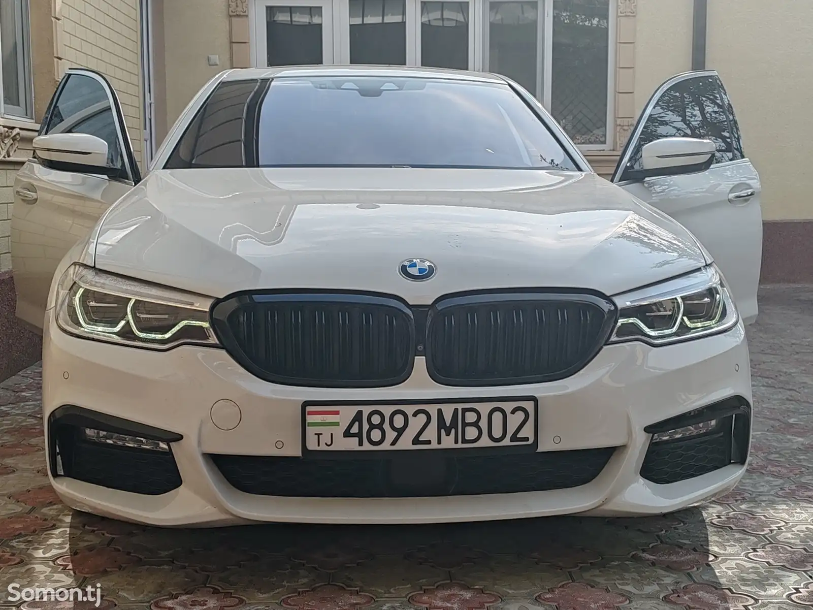 BMW 5 series, 2018-1