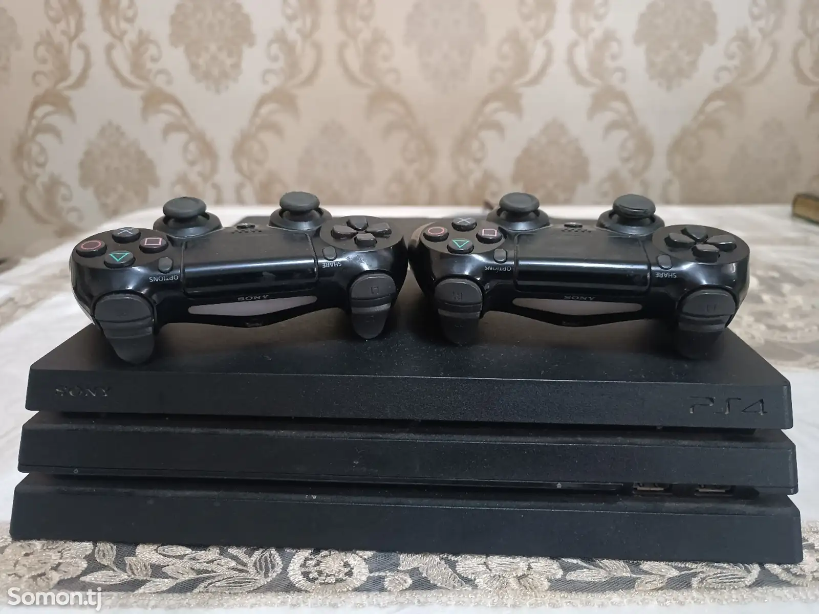 Игровая приставка Sony PlayStation 4 Pro