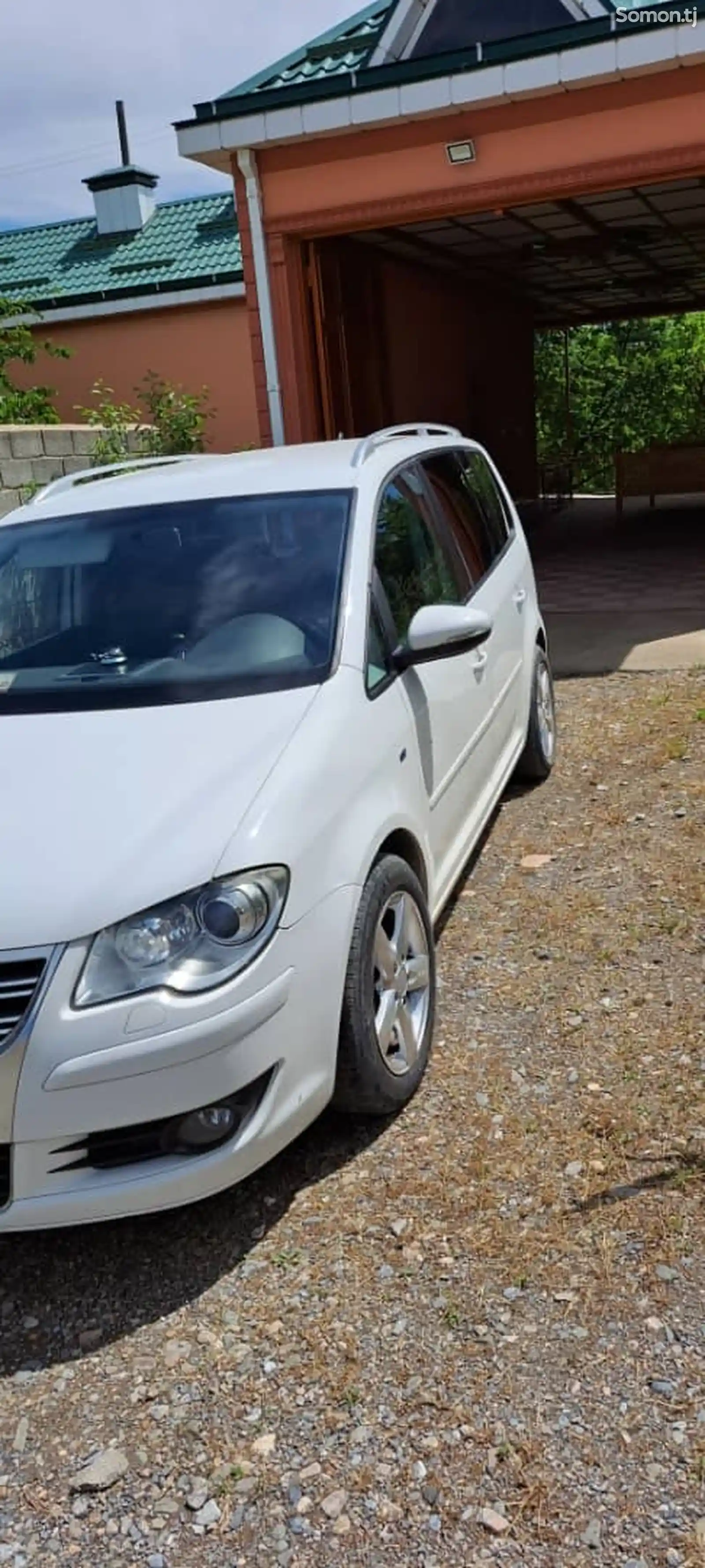 Volkswagen Touran, 2009-5