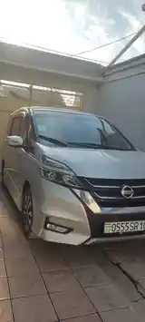 Nissan Serena, 2016-9