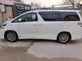 Toyota Vellfire, 2014-11