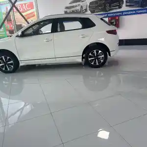 BYD E2, 2024