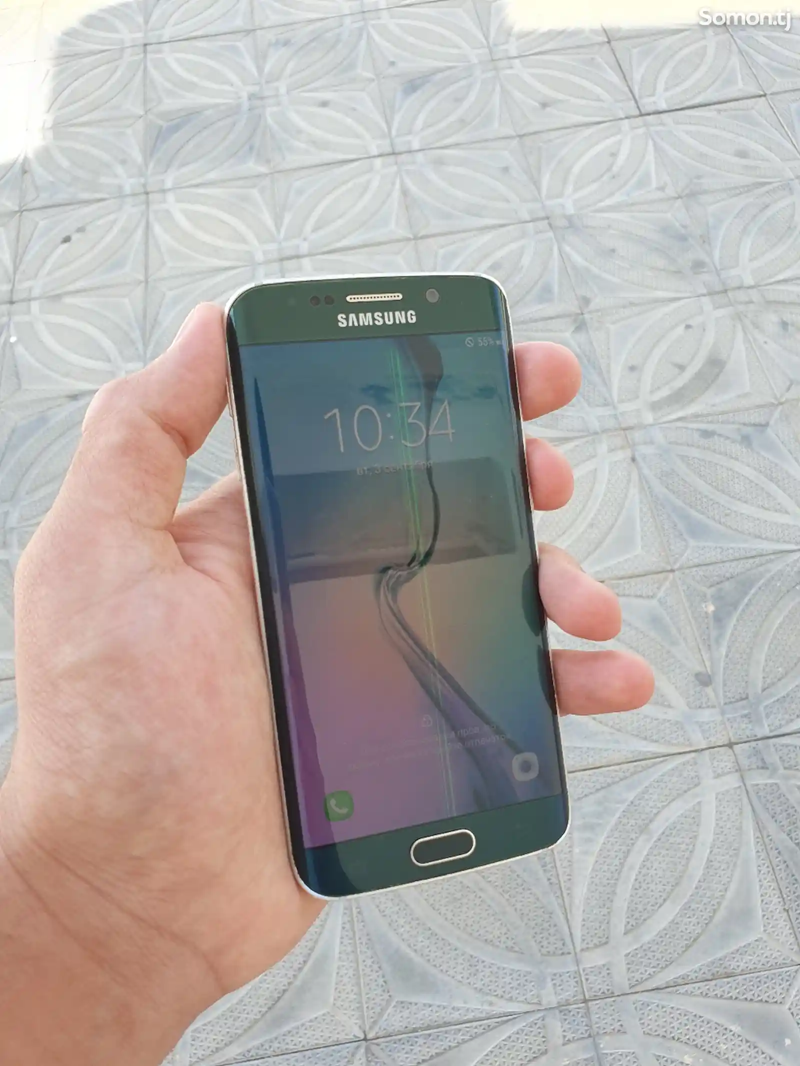 Samsung Galaxy S6 Edge-2