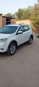 Toyota RAV 4, 2013-4