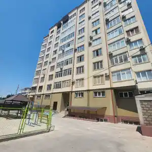 3-комн. квартира, Цокольный этаж, 91 м², Ватан