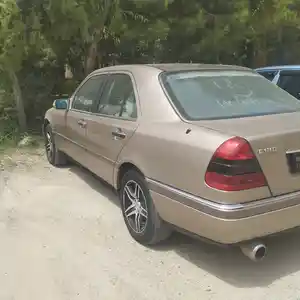 Mercedes-Benz C class, 1995