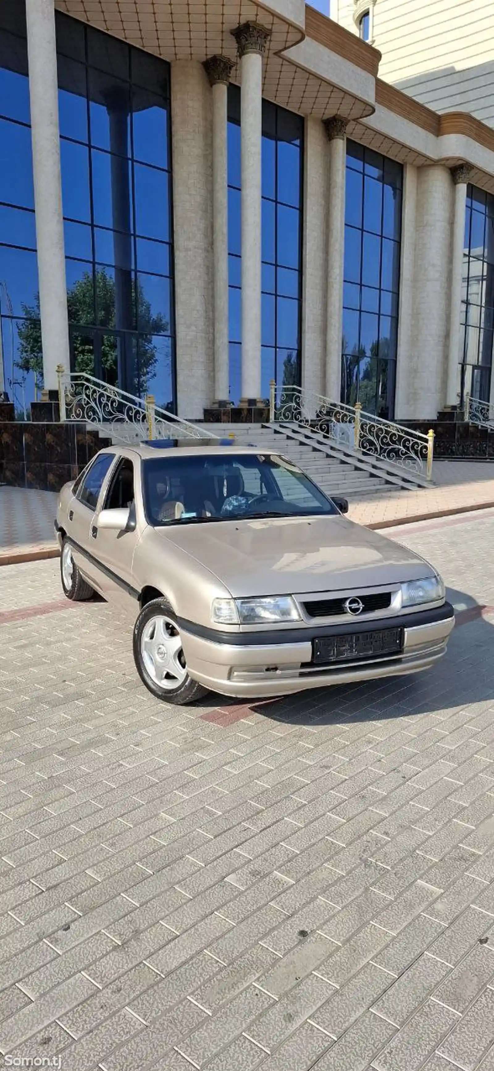 Opel Vectra A, 1990-1