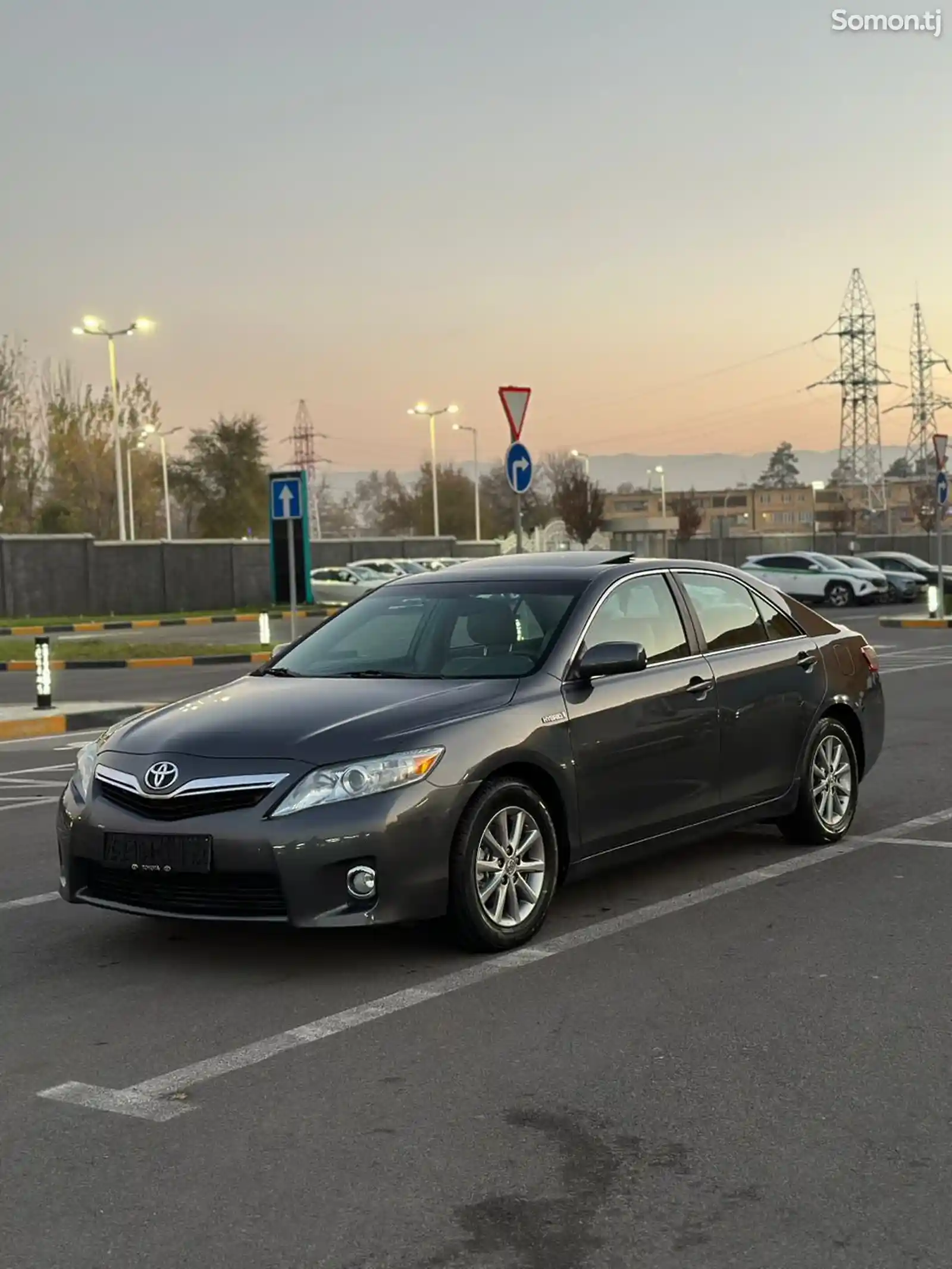 Toyota Camry, 2011-4