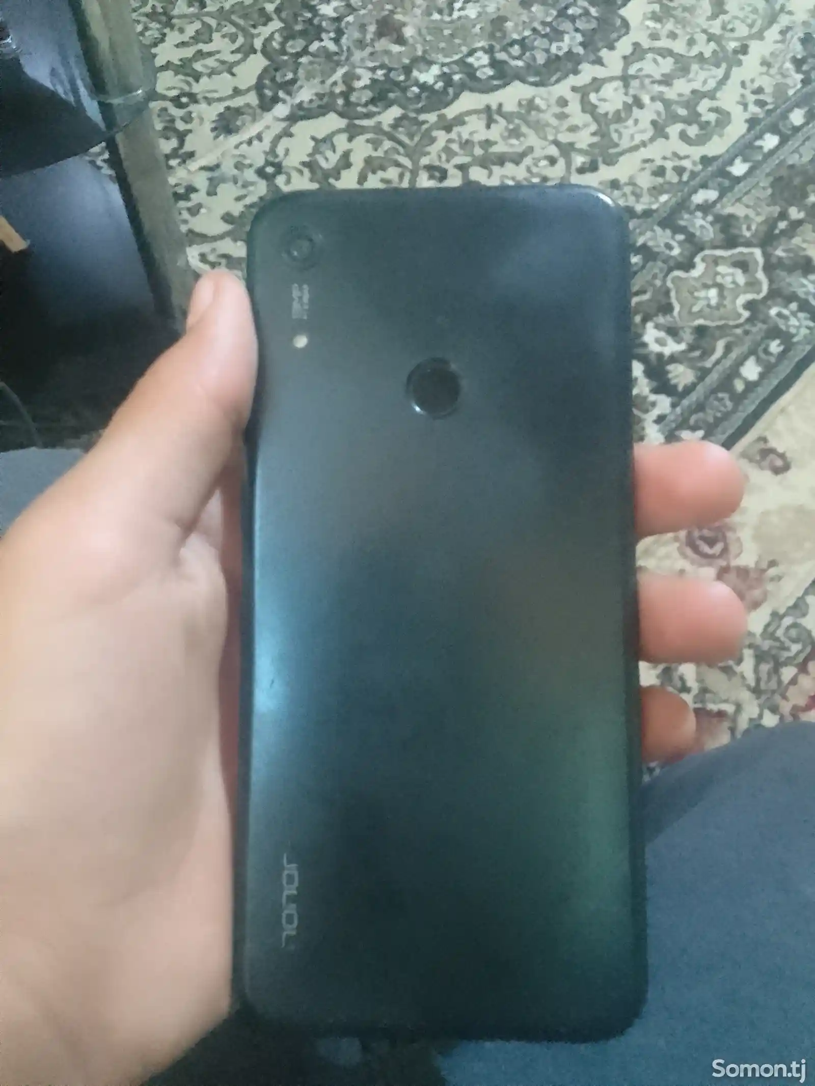 Телефон Huawei-3