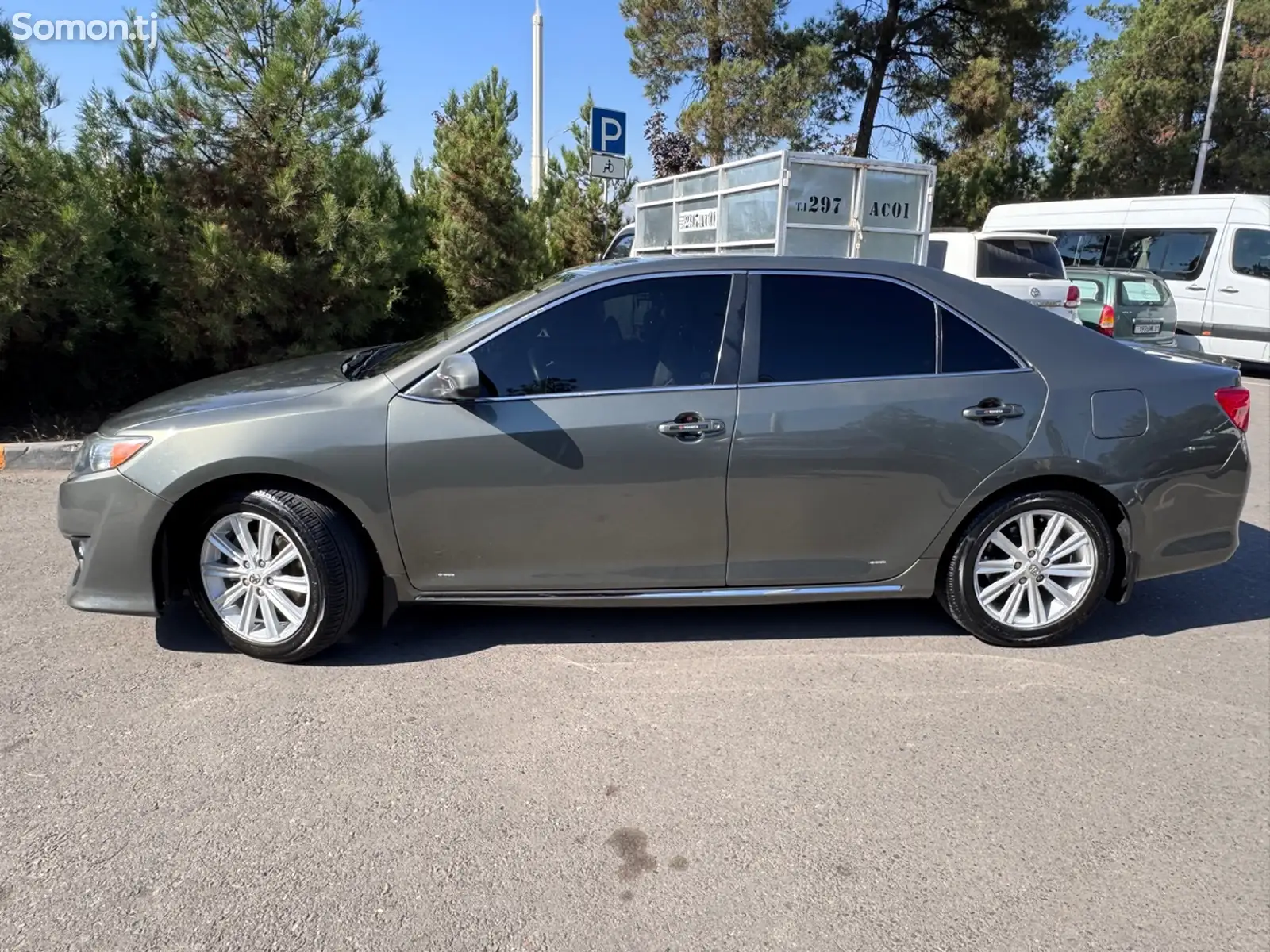 Toyota Camry, 2012-4