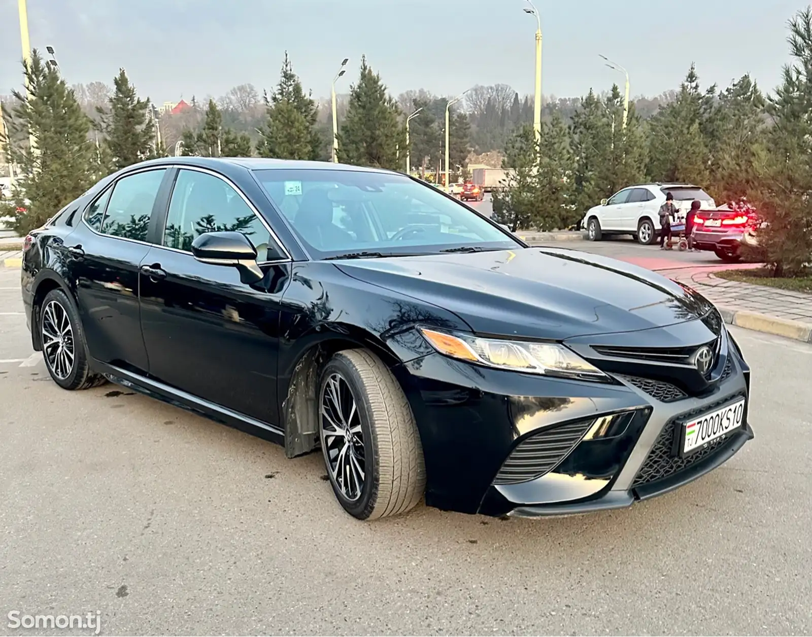 Toyota Camry, 2018-1