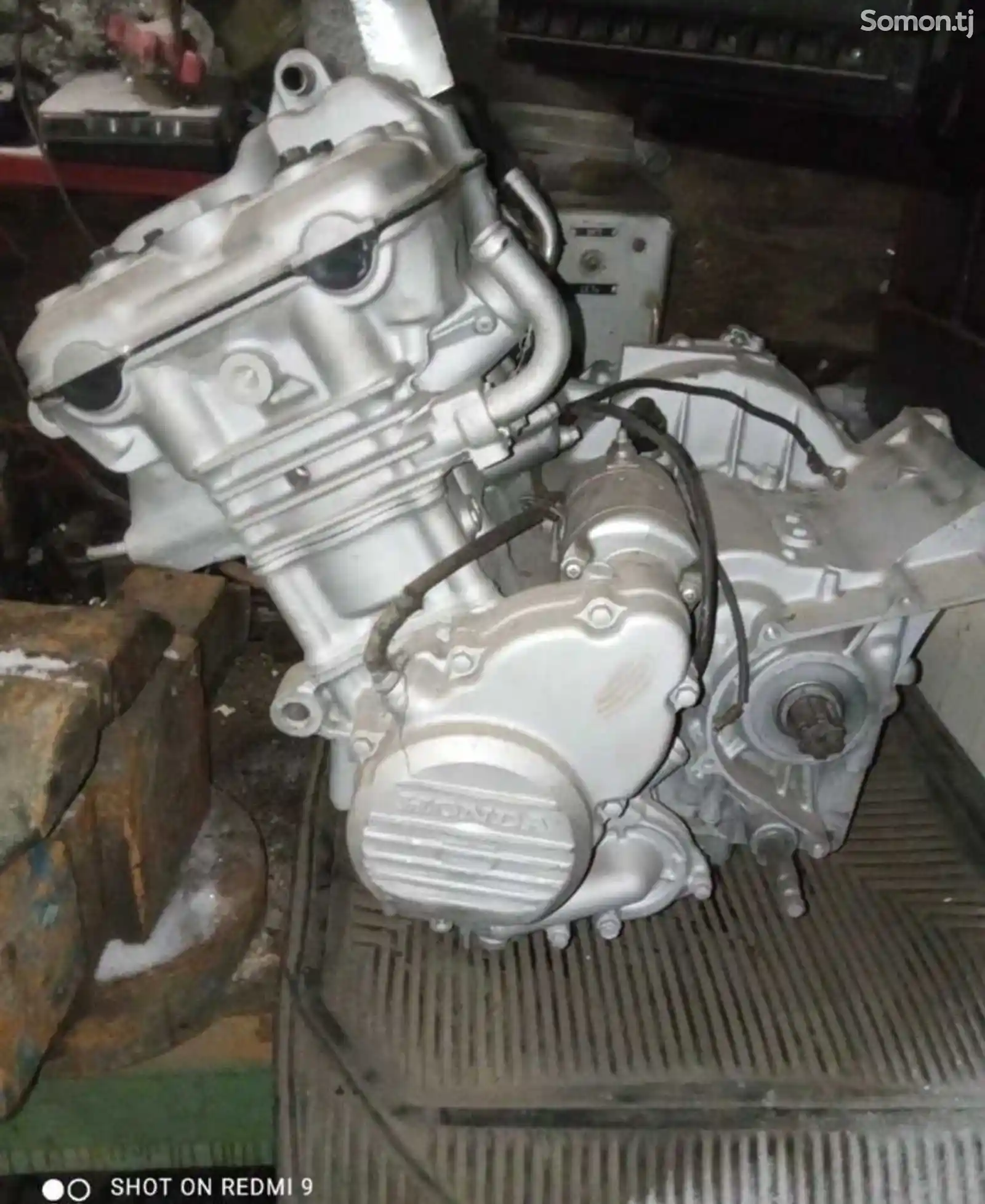 Двигатель honda CBR 400-1