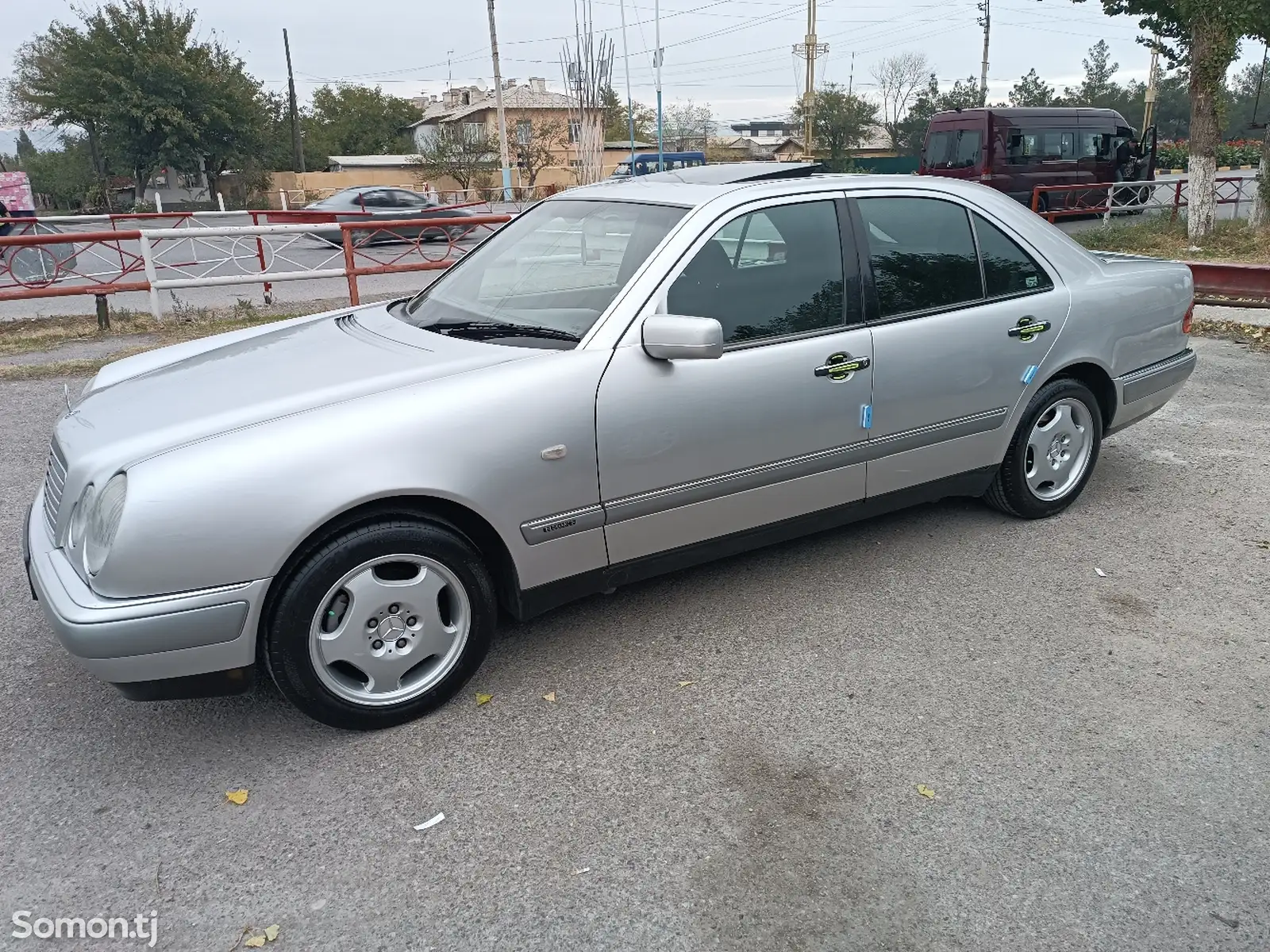 Mercedes-Benz E class, 1998-8