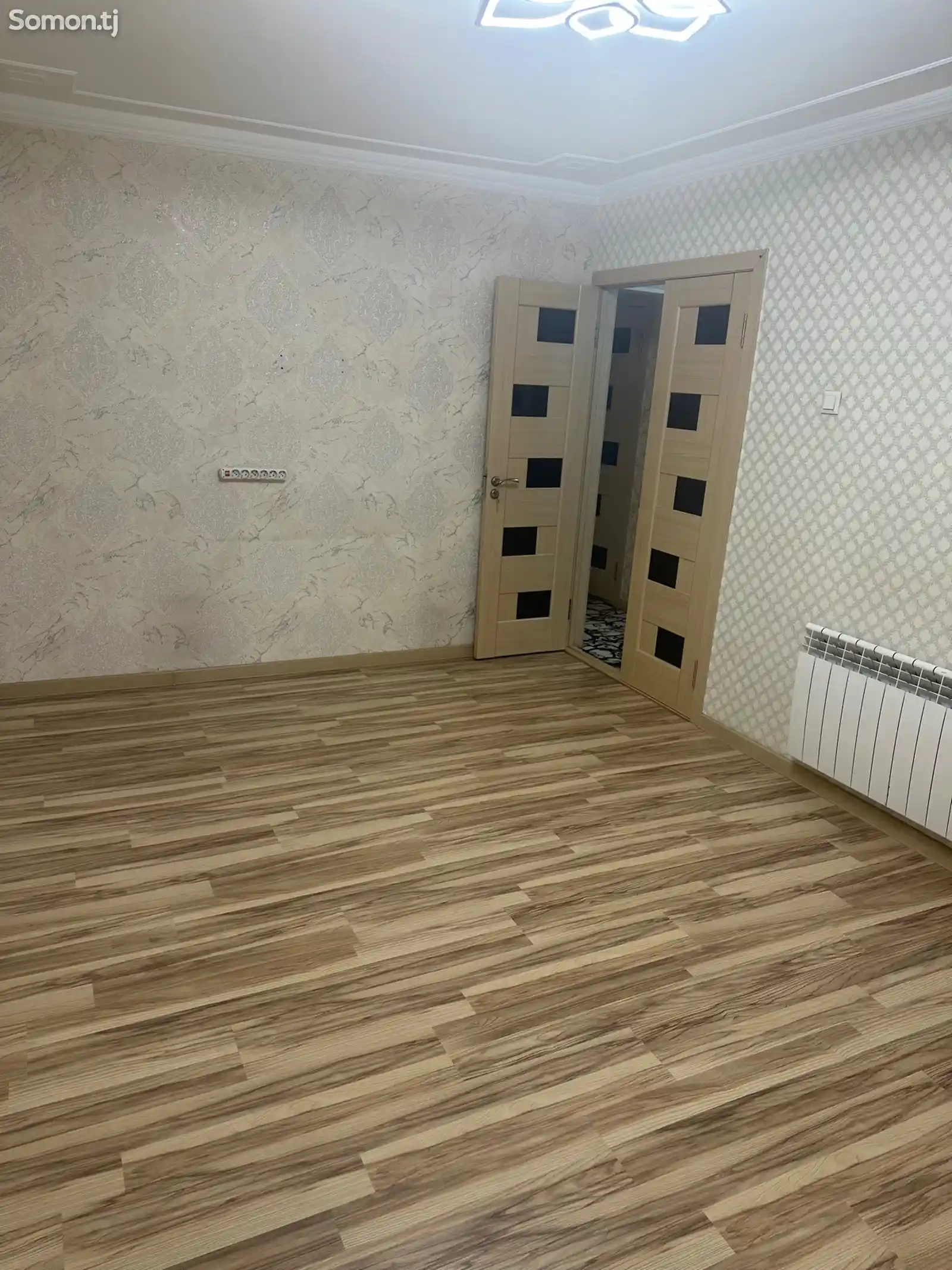 3-комн. квартира, 1 этаж, 65 м², Шохмансур, ЖД вокзал-8