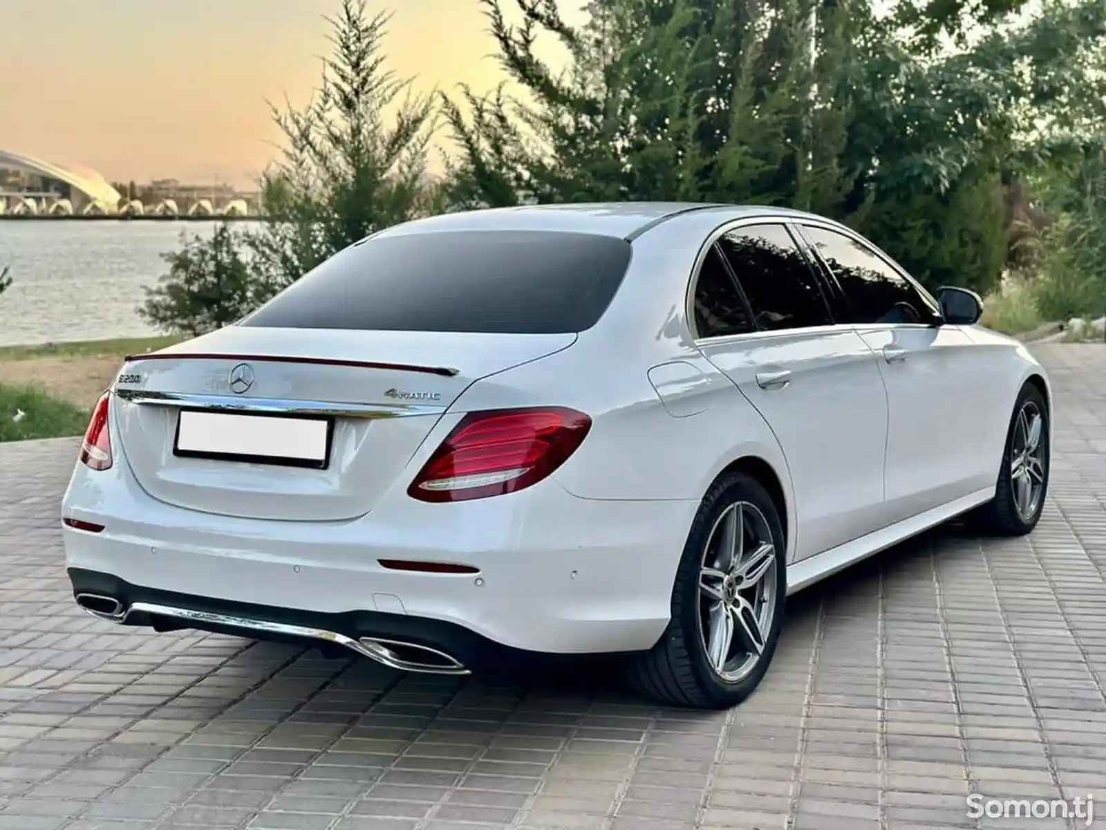 Mercedes-Benz E class, 2020-14