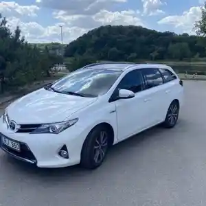 Toyota Auris, 2016