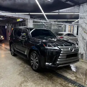 Lexus LX series, 2024