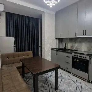 2-комн. квартира, 10 этаж, 69м², Сино 102 мкр