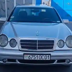 Лобовое стекло на Mercedes Benz w210