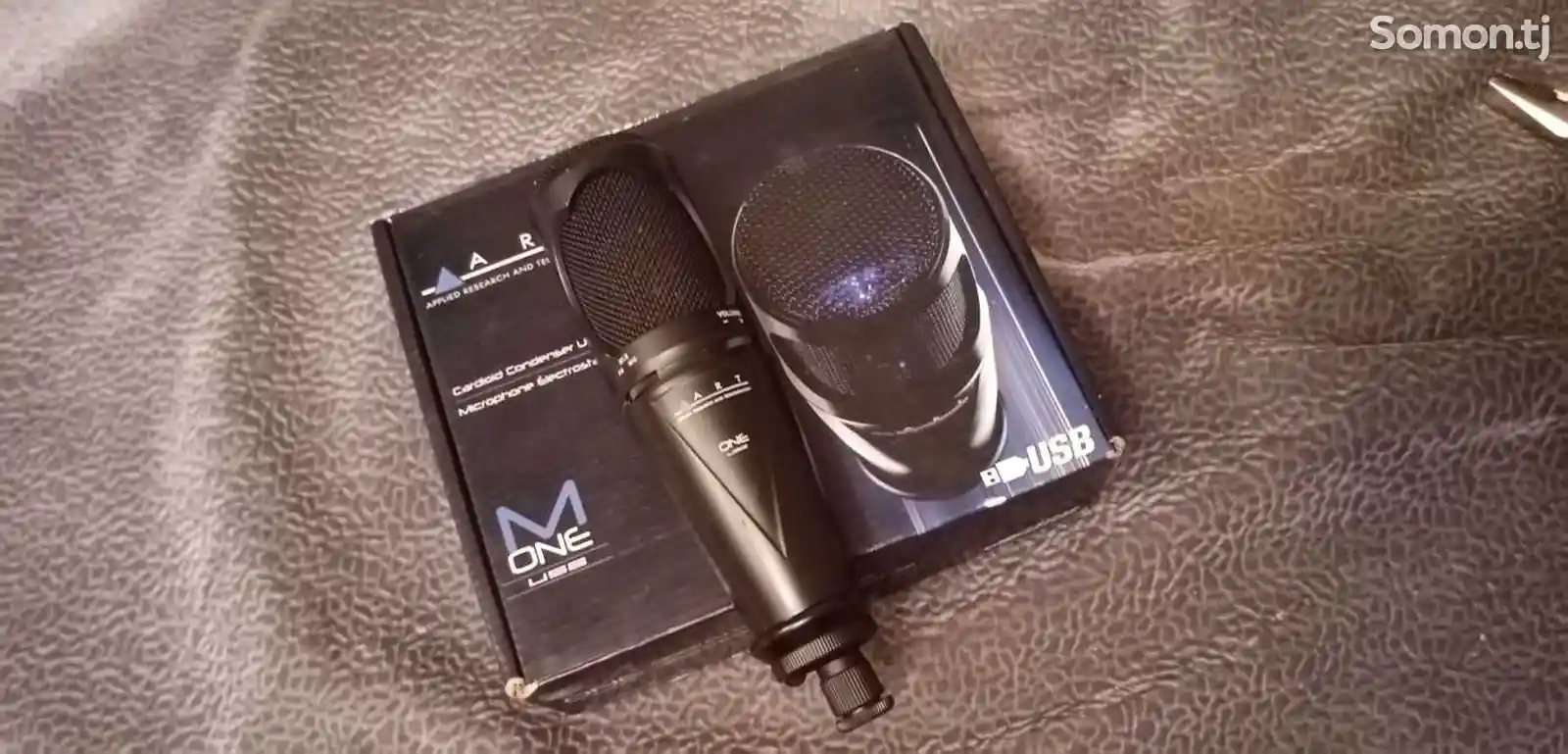 Студийный микрофон с звуковой картой-7