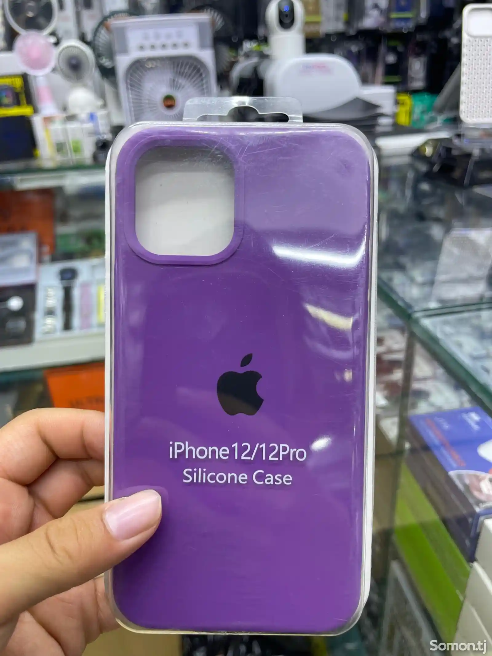 Чехлы на Apple iPhone 12/12 pro-3