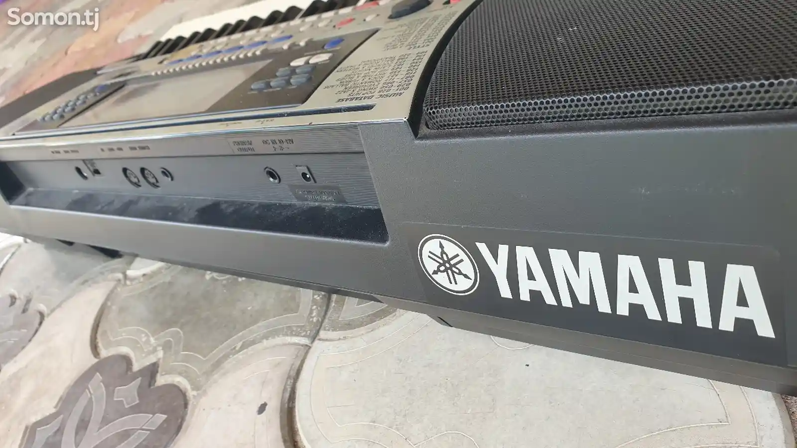Синтезатор Yamaha-4
