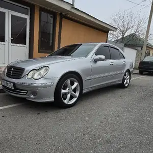 Mercedes-Benz C class, 2004