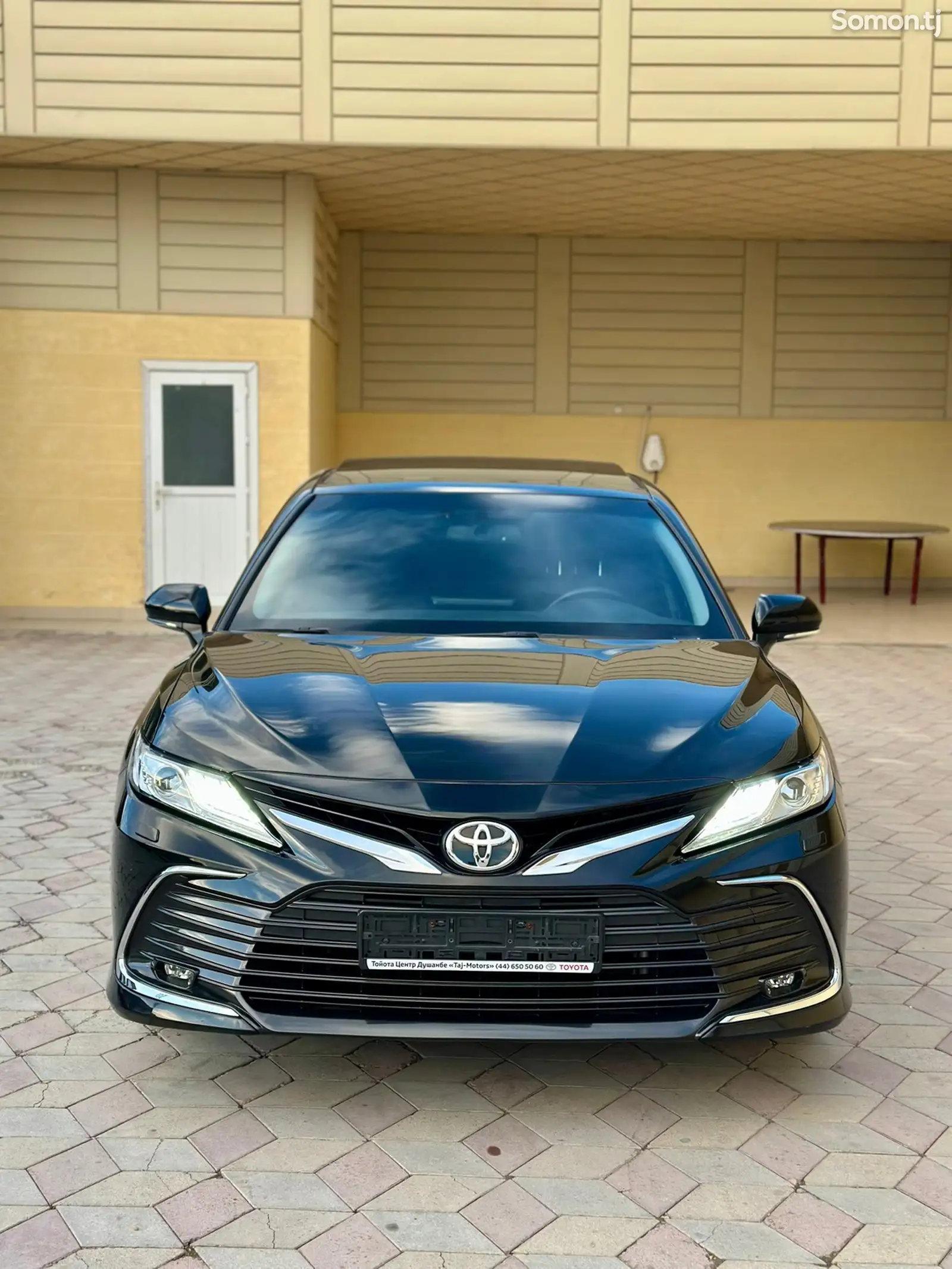 Toyota Camry, 2023-1