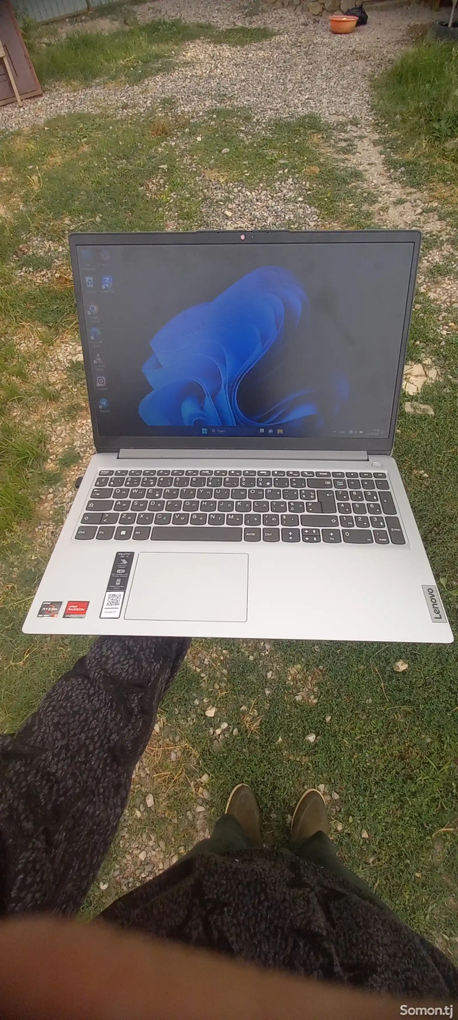 Ноутбук Lenovo ip1 R3 8/256GB-6