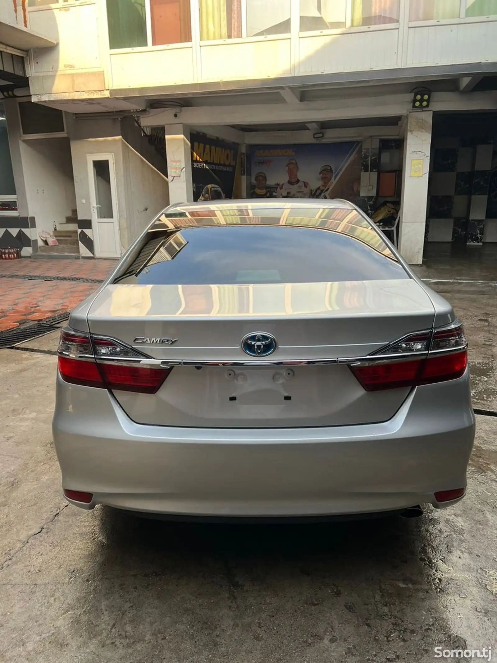 Toyota Camry, 2015-11