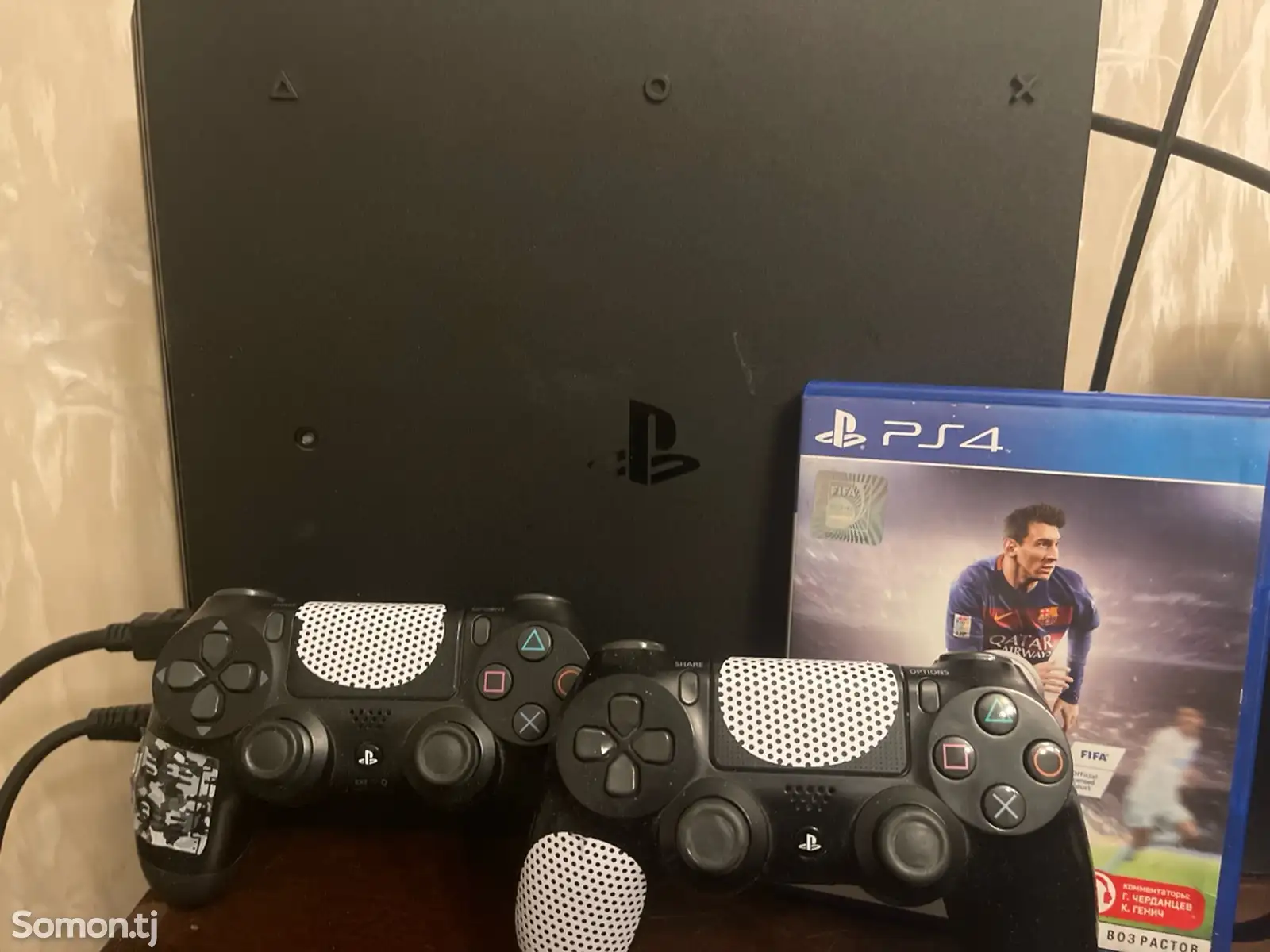 Игровая приставка playstation 4 pro